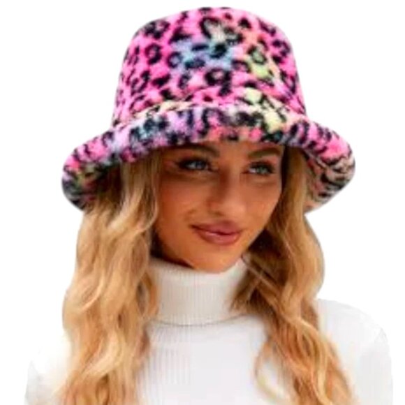 🤎 NWT Ivory & Brown Faux Fur Animal Print Bucket Hat | Neutral Y2K Streetwear - Picture 2 of 2